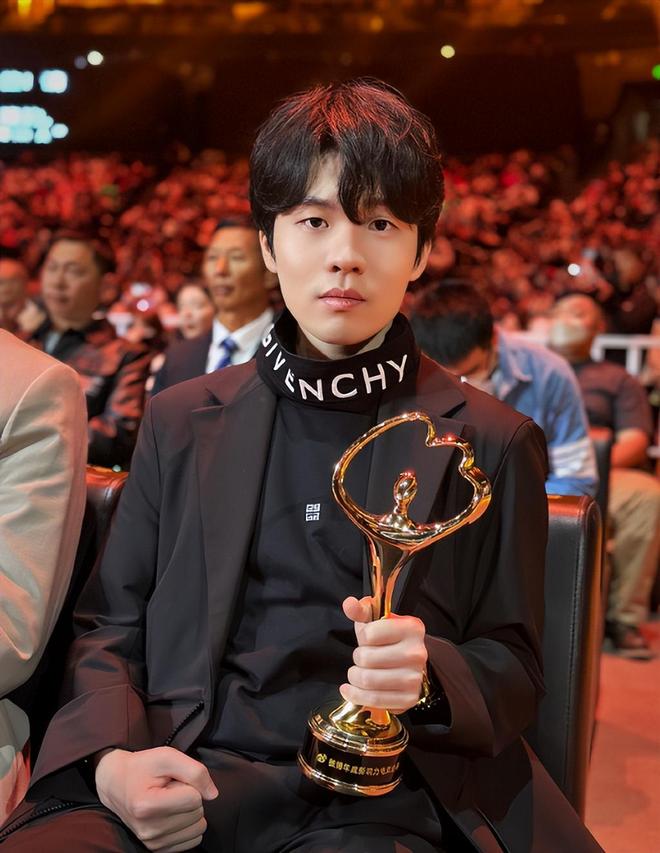 Rookie在塞尔维亚队比赛中领先优势明显，持续失利引发热议！再创辉煌时刻的简单介绍